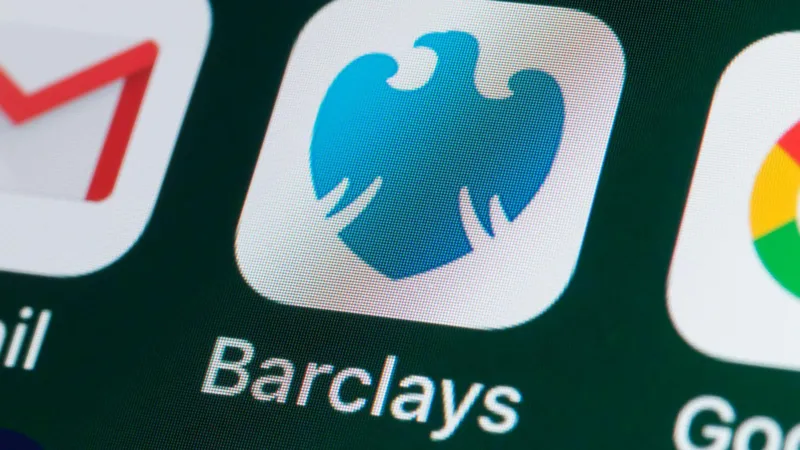 Barclays customers face difficulties purchasing essentials due to a major IT outage